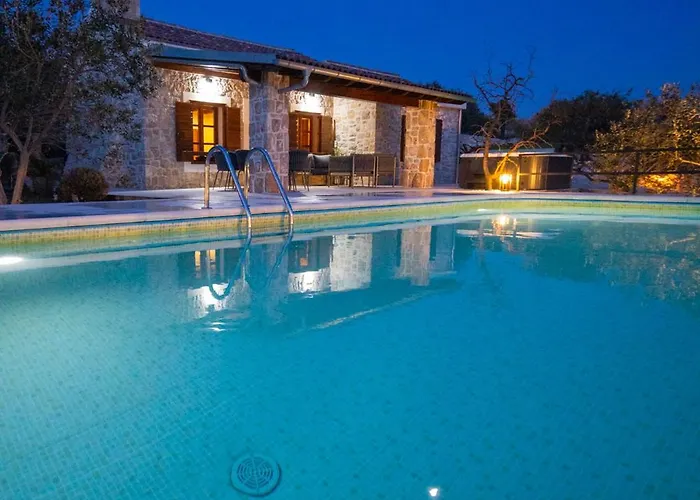 Holiday Home Svemir