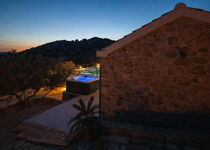 Holiday Home Svemir