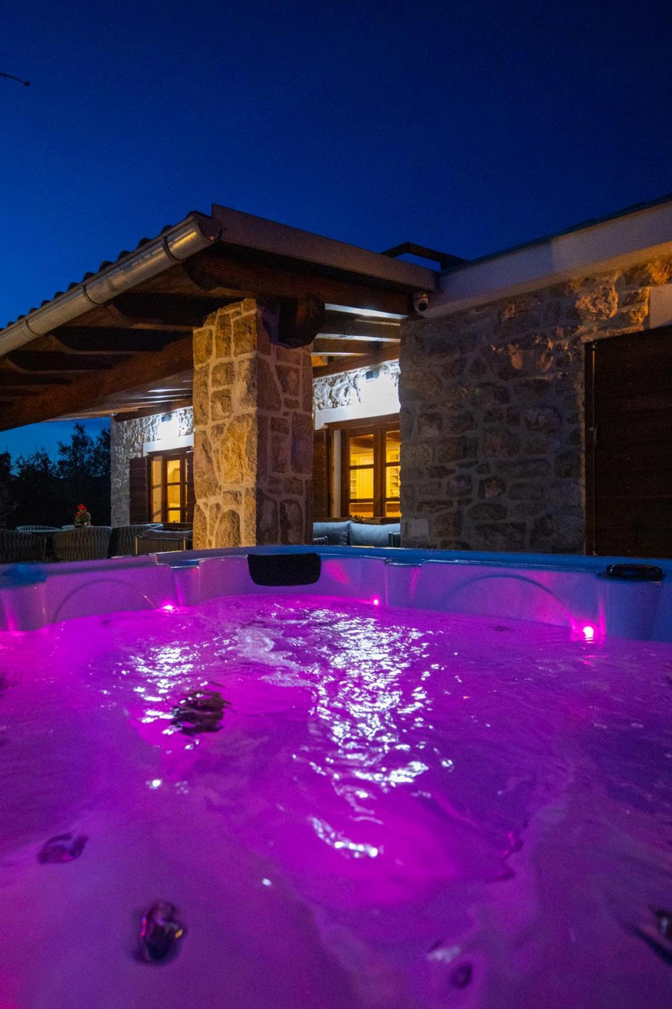 Holiday Svemir Holiday home *